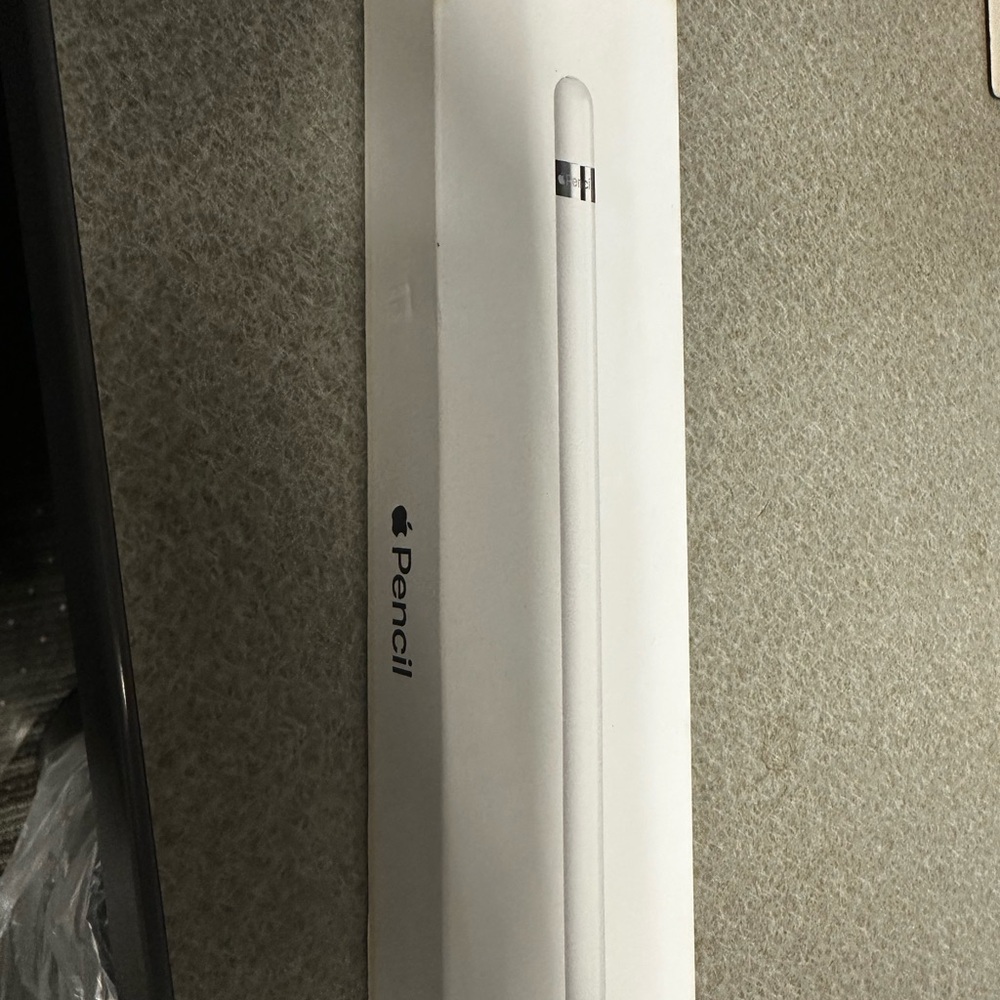 Apple Pencil in Elegant White
